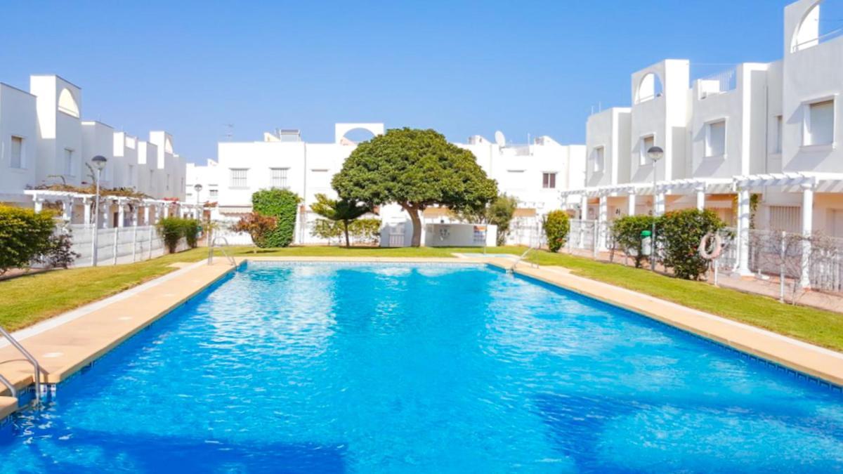 Garden Vistas. Hermoso Duplex Con Patio, Solarium Y Piscina. * Vera