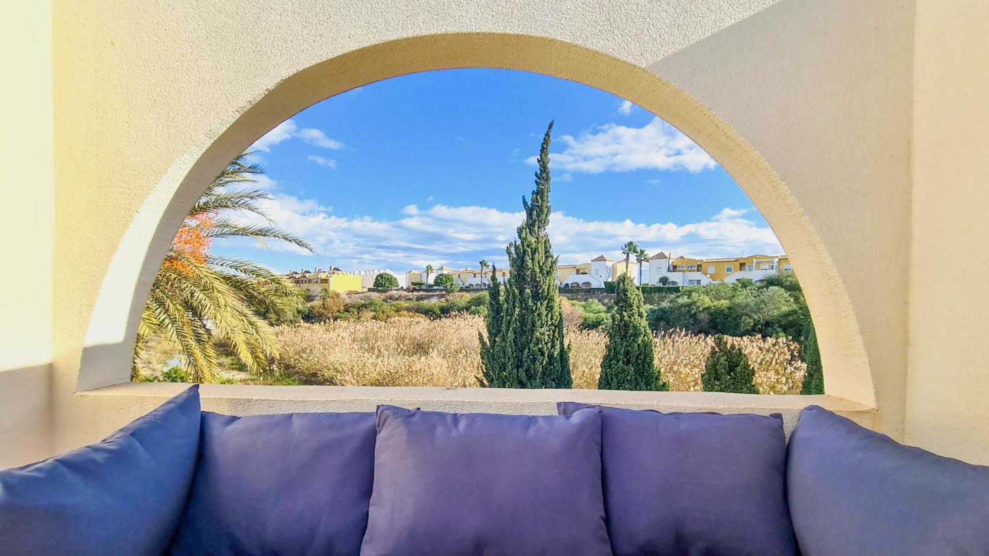 Apartamento Garden Vistas. Hermoso Duplex Con Patio, Solarium Y Piscina. *