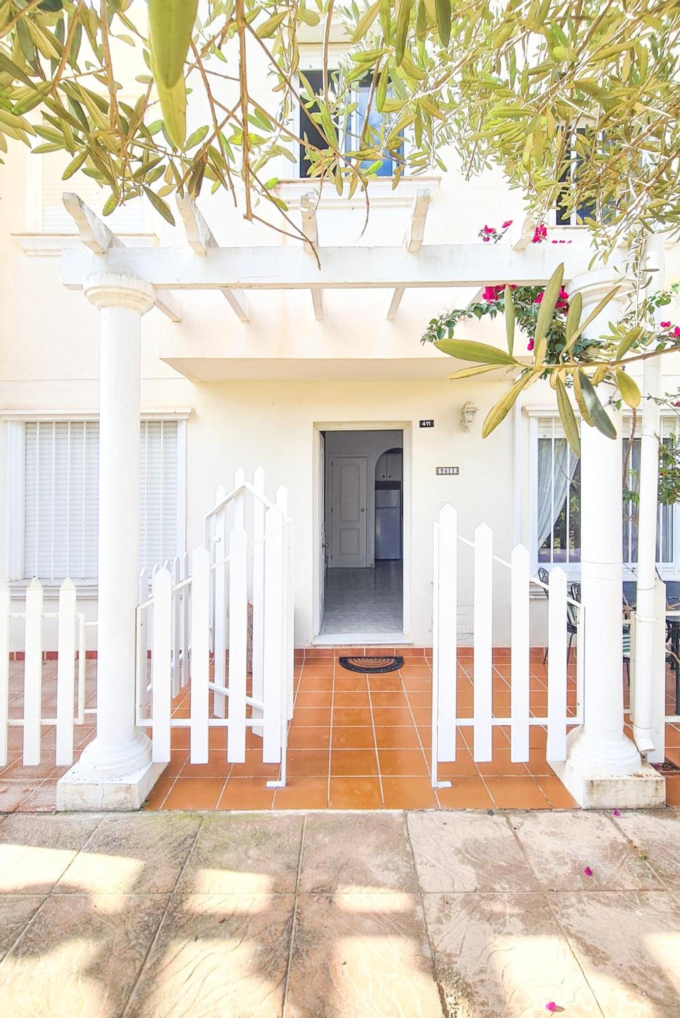 Garden Vistas. Hermoso Duplex Con Patio, Solarium Y Piscina.